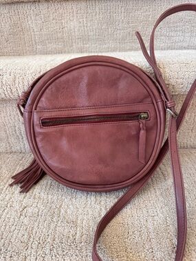 R.P.S. Round Leather Crossbody Bag in Dusty Rose/Burgundy
